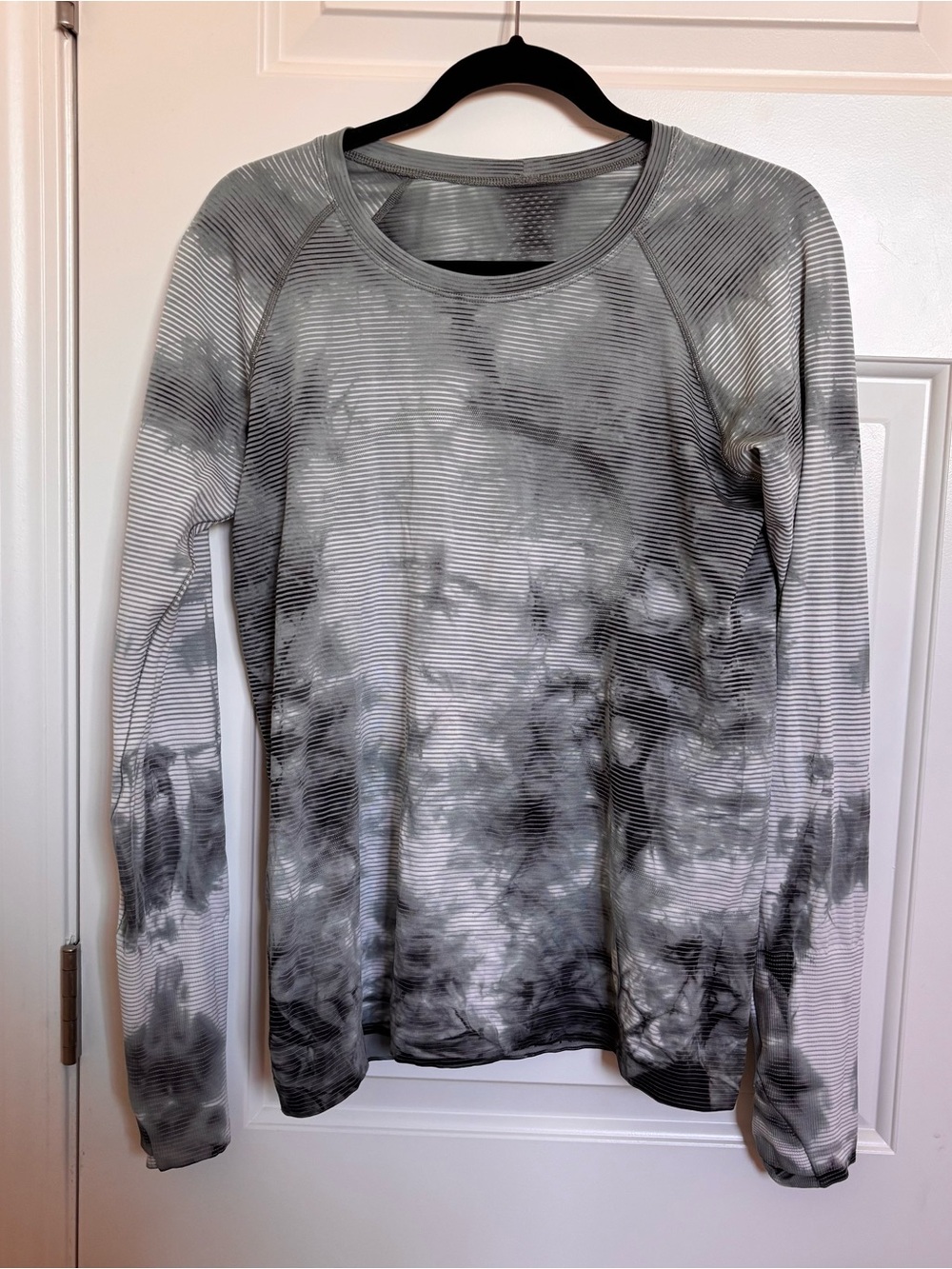 lululemon athletica Long Sleeve Top swiftly in shibori stripe